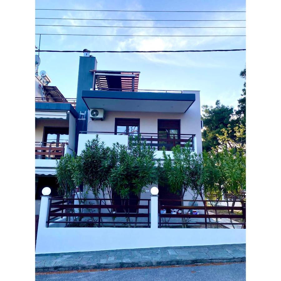 R Lux Villa Nea Kallikrateia Exterior foto